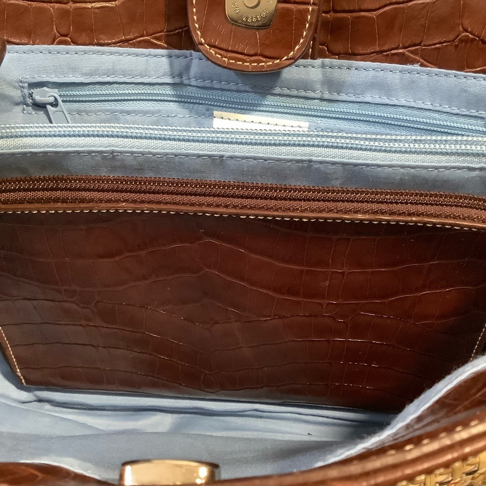 Liz Claiborne Natural Beauty Woven Leather Shoulder Bag - Picture 10 of 13